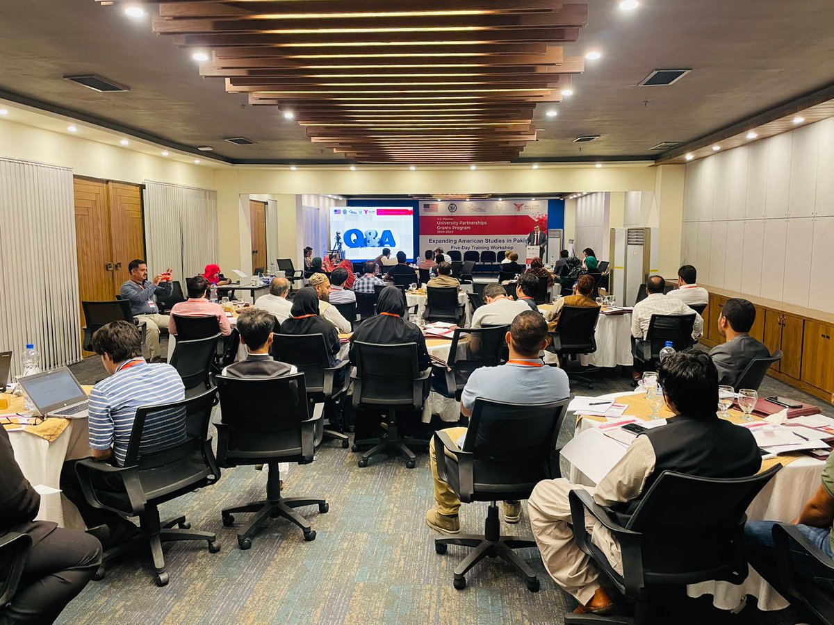 USEFP's tweet photo. The program is funded by the U.S. Government and administered in Pakistan by #USEFP, enabling both partners to work with universities in the farthest regions of Khyber Pakhtunkhwa and Balochistan to support the promotion of American Studies in Pakistani universities.
#USPAK https://t.co/JxgFjcMWcj