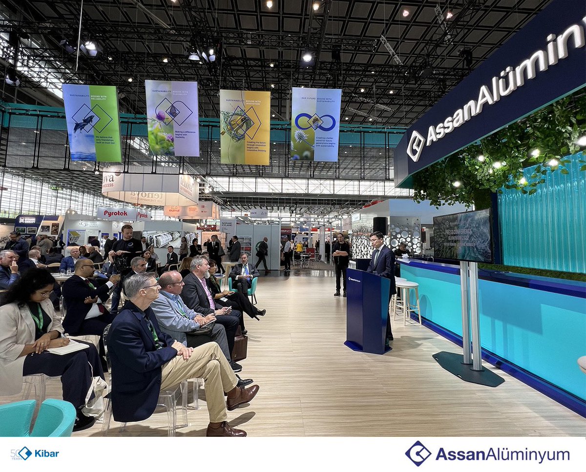 assanaluminyum's tweet photo. Our General Manager Göksal Güngör shared our new sustainability-oriented investment plans, corporate social responsibility projects and environmentally friendly products with the members of the international sectoral press at our press conference.
#CreatingTheFutureTogether https://t.co/Pflnv4ru2G