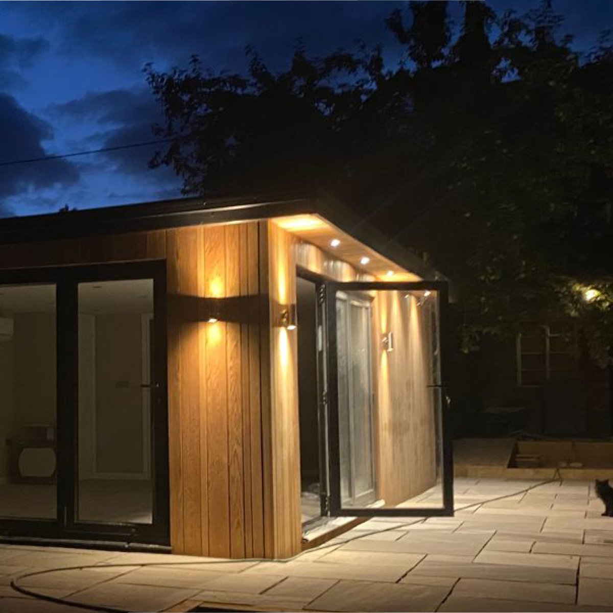 Our triple-insulated eco-friendly #gardenrooms allow you to enjoy the beauty and space of the outdoors all year round. With a 20-year warranty and completely customisable size, finish and fittings, we can create you a perfect cosy living space. Call us today on 01865 341000.