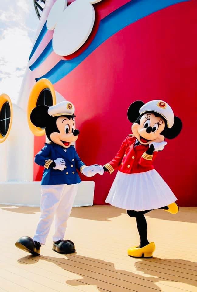 MickeyBlog_'s tweet photo. 🚨BREAKING: Disney has announced that Disney Cruise line no longer requires vaccinations to sail onboard their cruises. This is MAJOR news for both the travel industry and cruise line Industry as well! #DisneyCruiseLine #disneyparks #DCL #disneynews https://t.co/dYZoBMIJmO
