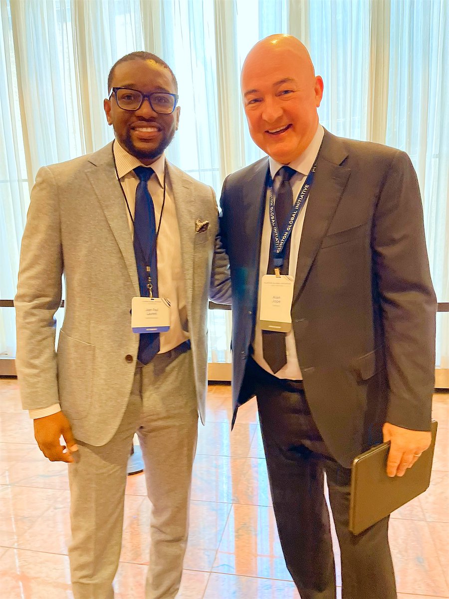jeanpaullaurent's tweet photo. Such a great pleasure to finally meet @alanjope , CEO of @Unilever!
Alan was a frequent guest speaker during my Institute for Real Growth Top 100 fellowship program and learned so much from him and his leadership.
#jeanpaullaurent #alanjope #unspokensmiles #unga #cgi22 https://t.co/fDYEI7Remu