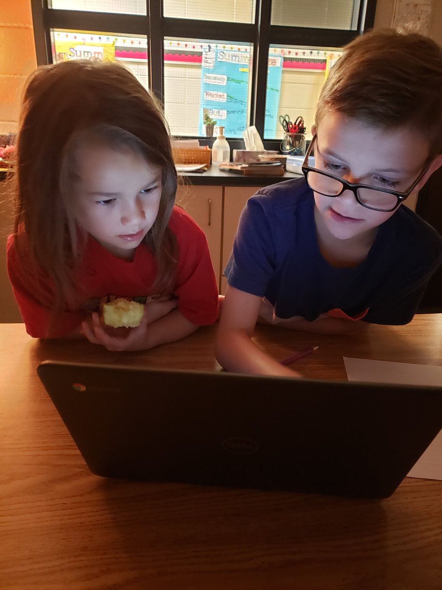 Problem solving with BreakoutEdu. ❤#EGEglows <a href="/HumbleISD_EGE/">Elm Grove Elementary</a>
