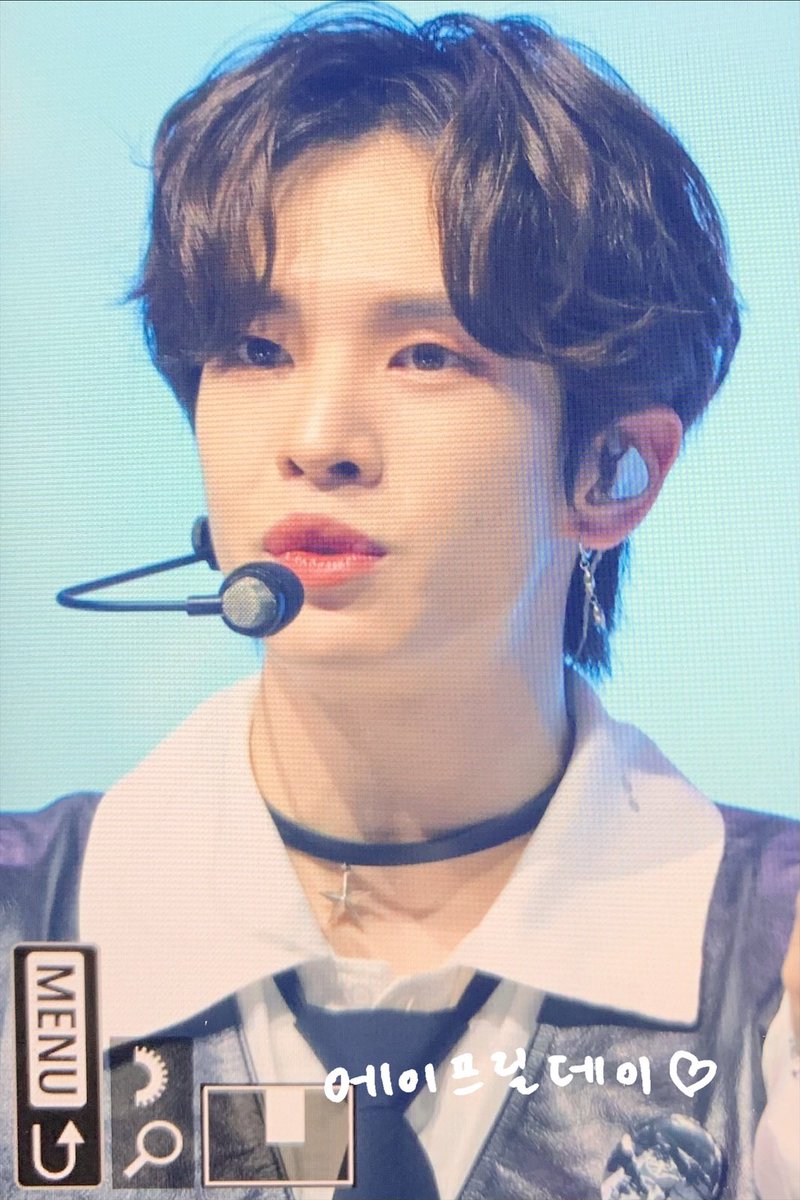 19990426net's tweet photo. 220927 오늘 진짜 수마수마🫶🏻
#앨런 #ALLEN 
#CRAVITY #크래비티 https://t.co/wqCSutk2sO