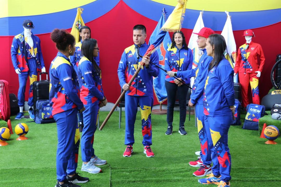 #EnFotos || Acto de Abanderamiento de los Juegos Suramericanos ASU 2022 y Campeonato Suramericano de Voleibol U19.