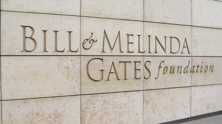 org_scp's tweet image. 🆔 The @gatesfoundation latest funding commitment incl. $200m for 'digital public infrastructure', for #digitalidentity &amp;amp; civil registry databases. 

The $200m is also to be used to 'support interoperable payment &amp;amp; data-sharing systems'. 

biometricupdate.com/202209/gates-f…