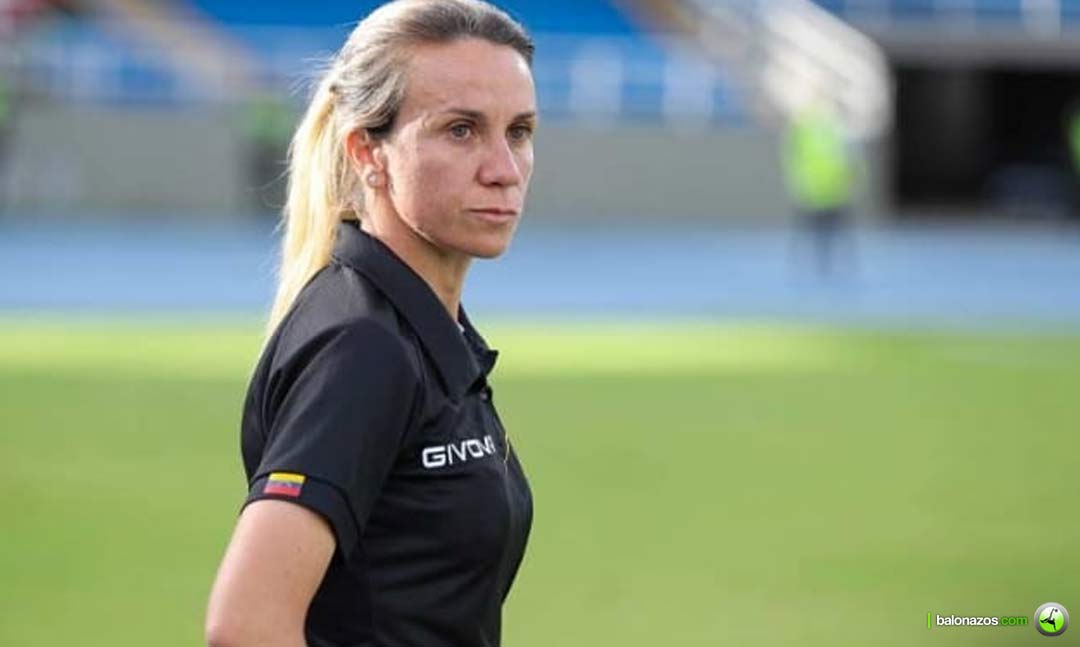 Balonazos's tweet photo. Pamela Conti: “Nosotras vamos por la medalla de oro para hacer feliz a Venezuela”
#VinotintoFem
#PamelaConti
#FinalFem
🔗 https://t.co/26rrV8AzVh https://t.co/pDHuMTTyWY