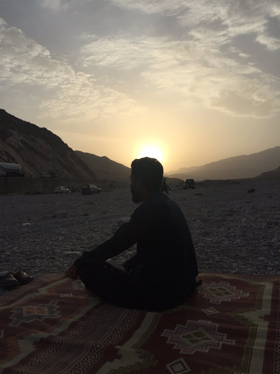 fazooliyat's tweet photo. I'm asking those who love the outdoors to post a picture. A picture that YOU took. Just a pic. No description. The goal is to regain peace and harmony without negativity. Please copy the text, put a picture on YOUR page, and let's look at these beautiful pics. https://t.co/BStmLbxwKT