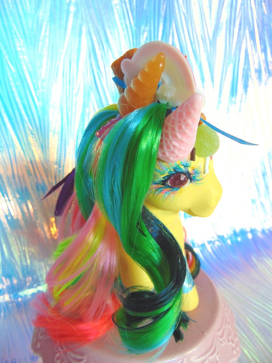 ManaCrafts's tweet photo. Fish Wafflecone Icecream Pony now ready for adoption!
Etsy listing: https://t.co/i97jAKoUPk
#mlpcollector #toycollector #crafts #EtsySeller #etsy #etsygifts
#mylittlepony #mlpart #MLP #icecream #rainbowpony #custompony #mlpcustom #custommlp #g1mlp #mlpg1 https://t.co/4nbdvrugLz