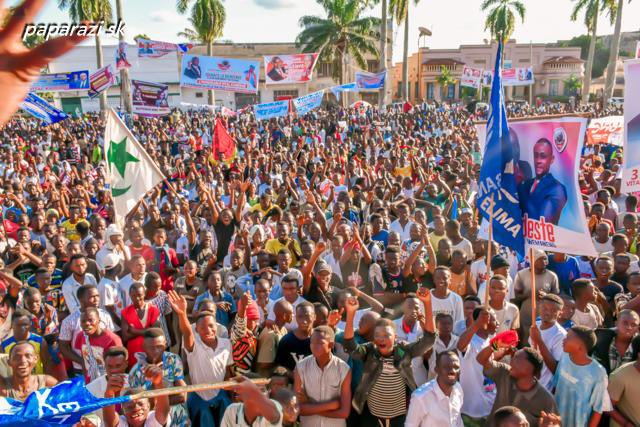 mahanguHM's tweet photo. Engouement, 
Popularité, 
Effervescence, 
Joie, 
Émotions, 
Rencontres, 
Embrassades,
Accolades,
Messages de paix,
Reconnaissance,
Leadership,
Expression,
Accueil,
Soutien,
La Consécration de 
@VitalKamerhe1. 
Fier de vous PN, le 🇨🇩 vous attend dans son élévation.
@BillyKambale1 https://t.co/z8N09XODy8