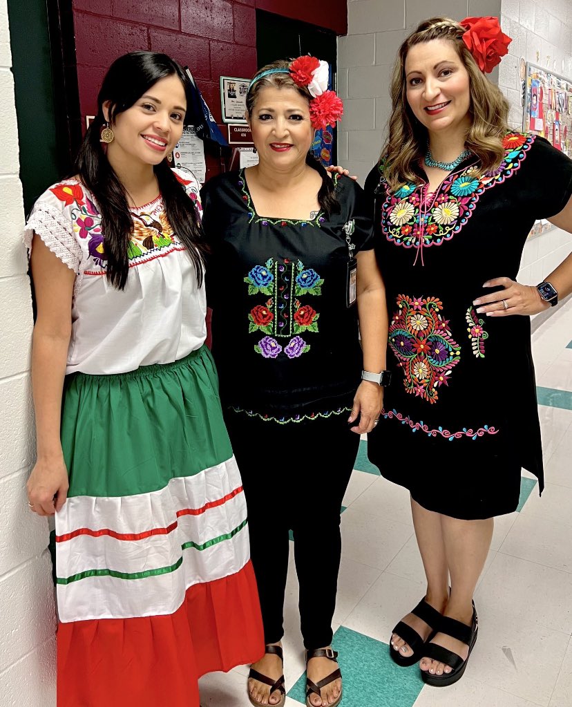 Crystal Rios (@crios_eces) on Twitter photo Representing our favorite culture #TeamSISD <a href="/EPChavez_ES/">RSendek_ECE</a> <a href="/vcolli17/">Veronica Collier</a> <a href="/SSchwant_ECES/">Sara Schwantner</a> Representing our favorite culture #TeamSISD <a href="/EPChavez_ES/">RSendek_ECE</a> <a href="/vcolli17/">Veronica Collier</a> <a href="/SSchwant_ECES/">Sara Schwantner</a>