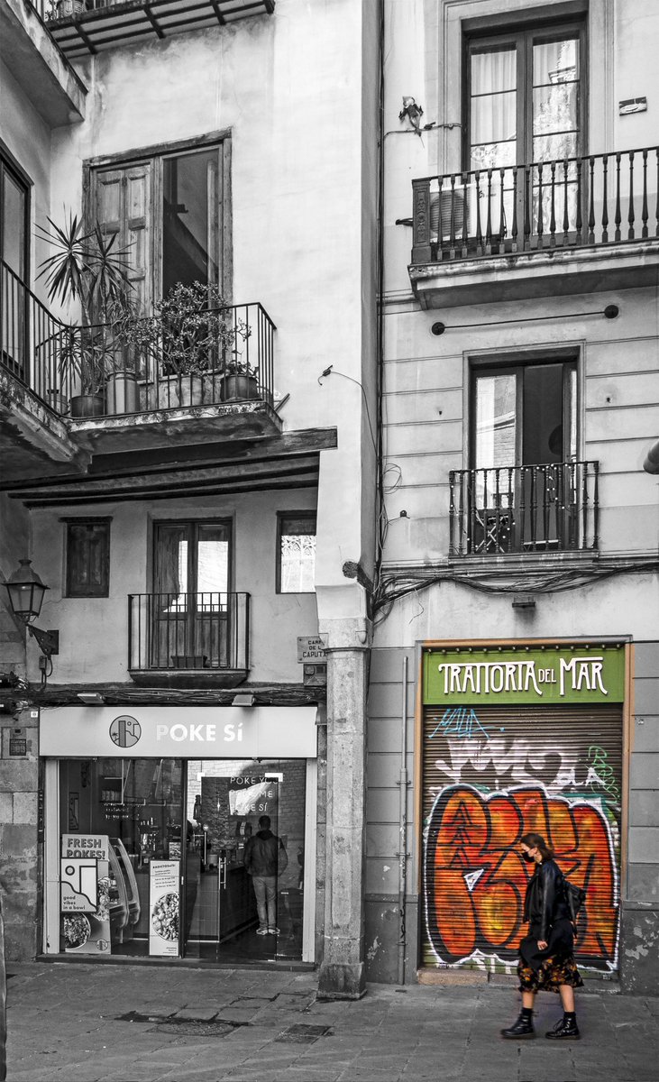 liliana_dorina's tweet photo. Barcelona ❤️
Ciutat Vella, La Ribera
#Barcelona #selectivecoloring #streetphotography #travelphotography #february2022
📸#PanasonicLumix
Good Night Friends !! https://t.co/YvyOkTlNUW