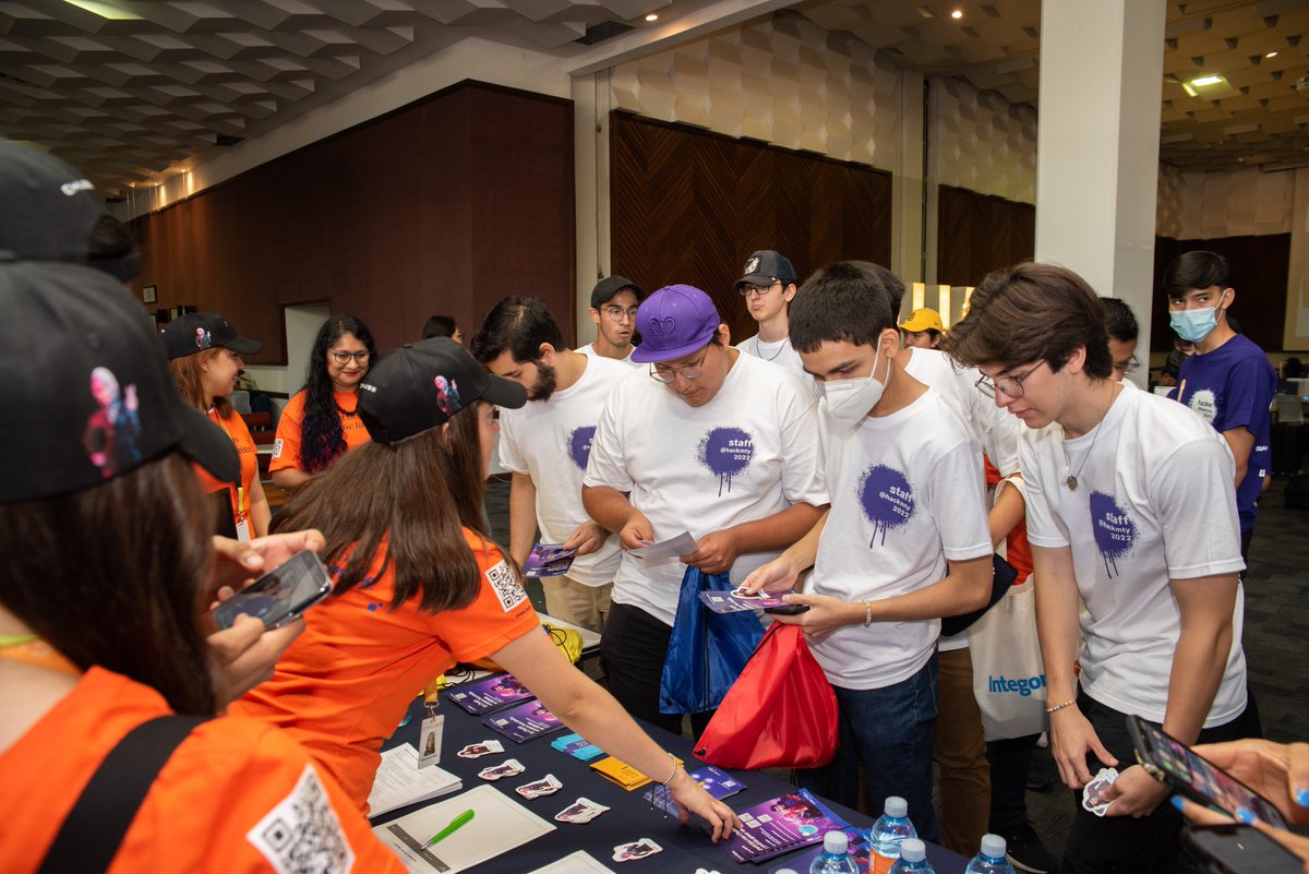 Chubb_Seguros's tweet photo. 24hs de desafió, 48hs de adrenalina, aprendizaje y pasión.
Así se vivió el Hackathon del @TecdeMonterrey
¡Orgullosos de acompañarlos como mentores y patrocinadores principales del #HackMTY! #TelentoSinLimites
Conoce más: https://t.co/OxpTZhAy2r https://t.co/jf3DJRlVTG