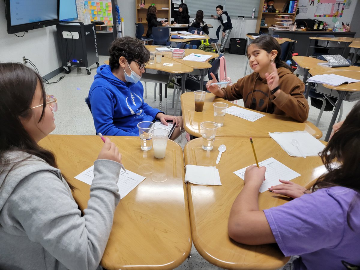 LaLlking's tweet photo. Soluble or Insoluble in Water?  Students investigate if solids and liquids will dissolve in water @DianaCruz278 @FrancisES_AISD @DanaStelly3 @BakerDana2424 #aldineconnected #teach4learning https://t.co/tnx9iWlVoQ