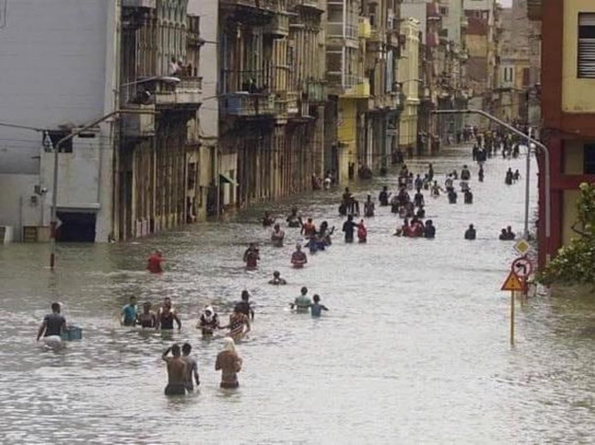 Koopwines's tweet photo. Just in! Images from Hurricane Ian’s aftermath in Cuba. #HurricaneIan 🌀 https://t.co/mS1E2geg7S