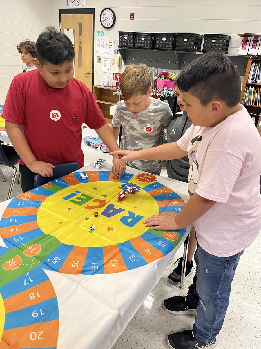 Rmorrison_hasty's tweet image. Crazy 8s math club racing to 64! #crazy8s #mathclub