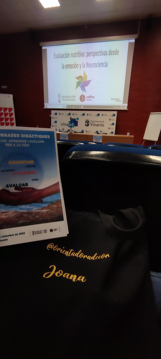 Hui han començat les XXVI Jornades Didàctiques del #CefireDeVinaròs 
🧠❤️