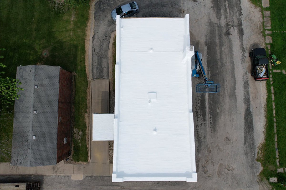 Anyone remember the Fortress Bank SPF Spray Foam Project in Calusa, Illinois? Gotta love that white against the brick!

#spffoamspray #roofcoating #roofrestoration #conklincoatings #roofservices #roofingservices #restoreyourroof #commercialroofer #illinois #illinoiseroofer