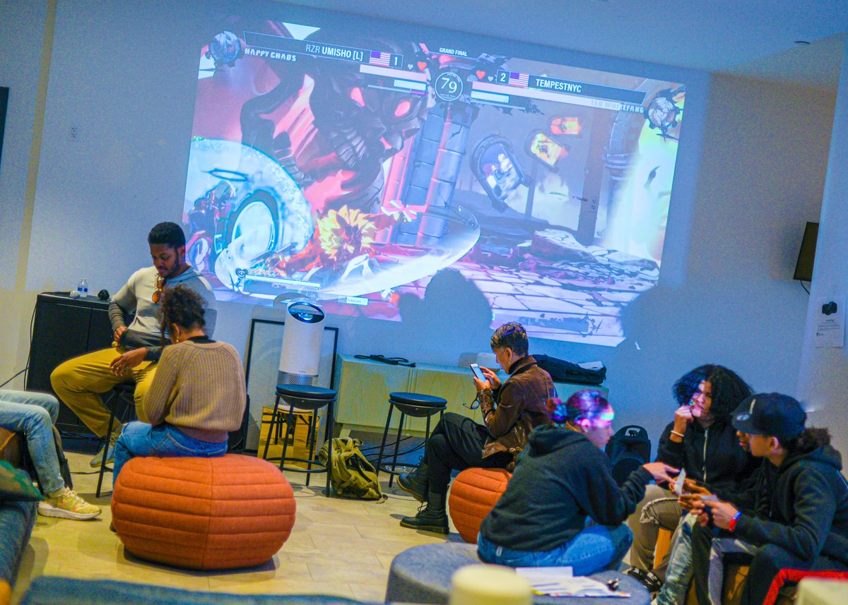 YoSoyDUSA's tweet photo. Our PLAY X CODE event this past Friday with @Indexdomrd, @QLeagueGG, and @dusa_tech was a success! 🙌

We had over 75+ participants who enjoyed games, food, raffles, learning about programming, and more. The event was also live streamed. Watch here: https://t.co/HElzbo3zka https://t.co/gxkhqDkN9F