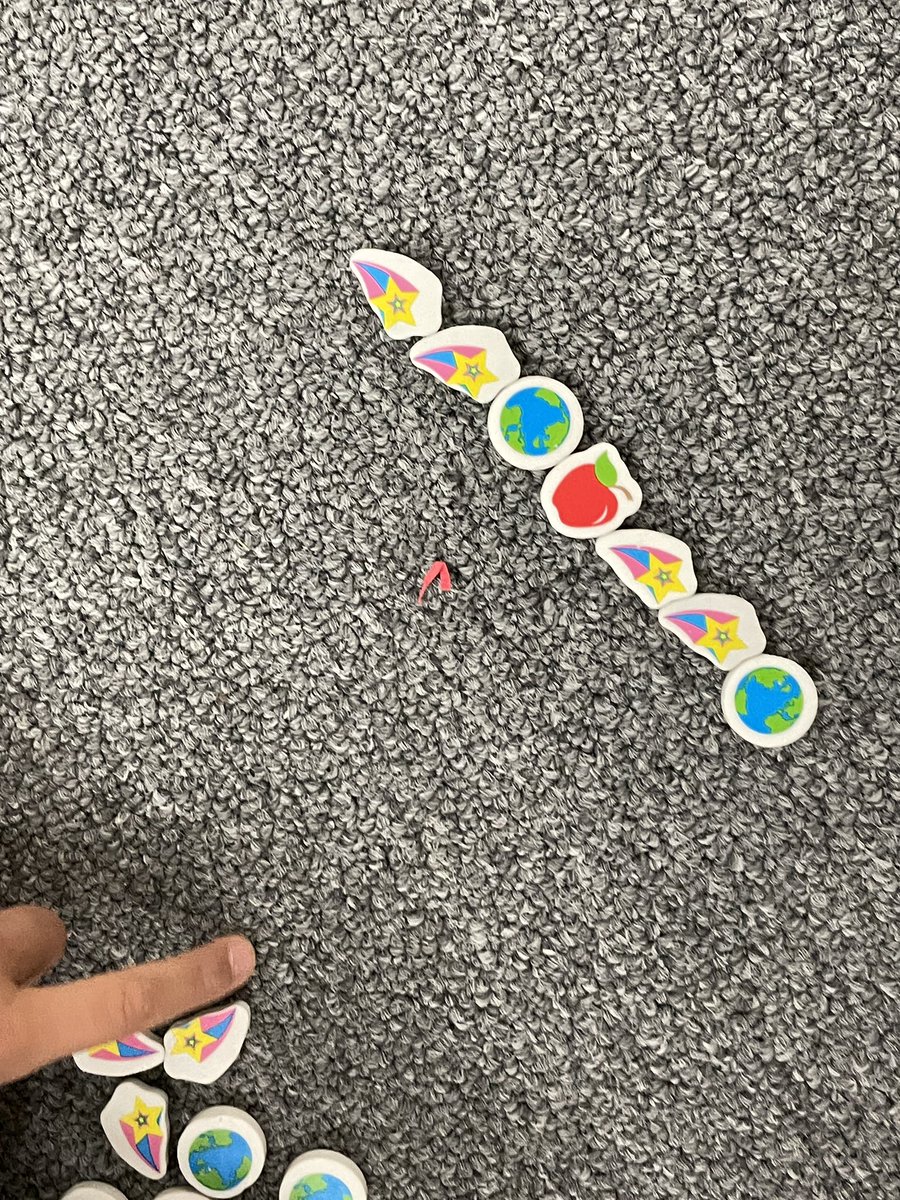 lorijonescbe's tweet photo. We are exploring making patterns today! https://t.co/JD1y7hRVdD