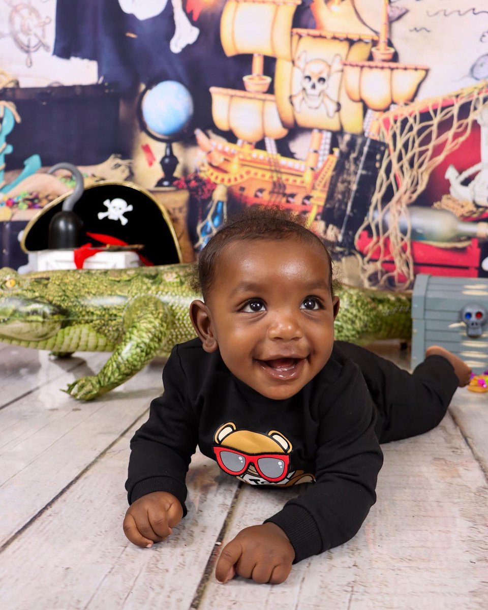 PrettyGalB__'s tweet photo. My handsome is 6️⃣ months 🥳 https://t.co/Algfsu5fOe