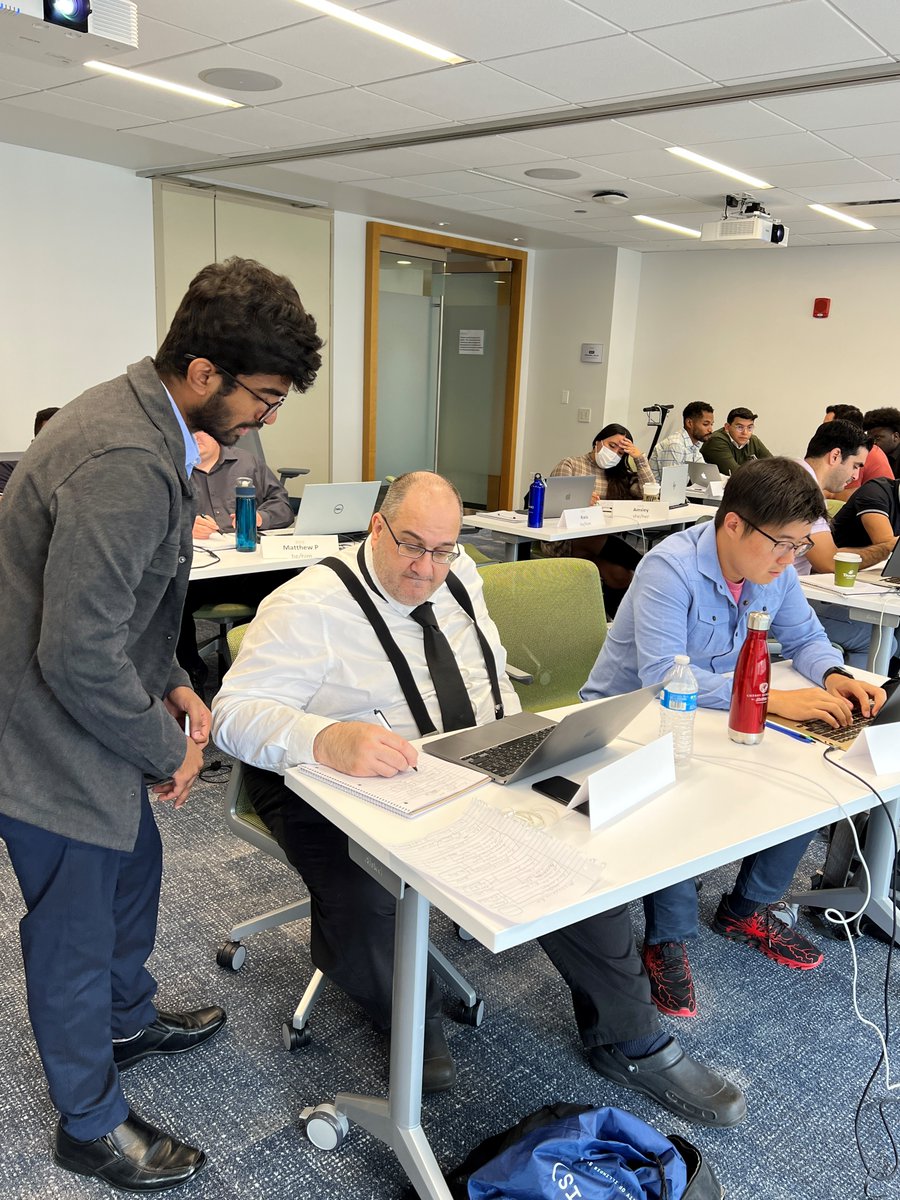 TechReadyIL's tweet image. Some more pictures from an amazing first week of class! We are wishing our apprentices an even better week two! 🔥💯
#chicagotech #BlackTechTwitter #WomenInTech #tech
