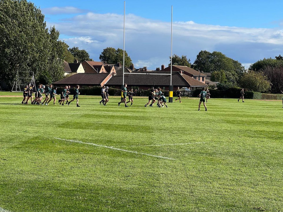 QEGSYorkshire's tweet photo. The U15’s rugby squad have started their National Cup journey with a 36-0 victory over Woodhouse Grove! 👏🏻 Well played boys! #MadeinQEGS https://t.co/STOlEytT46