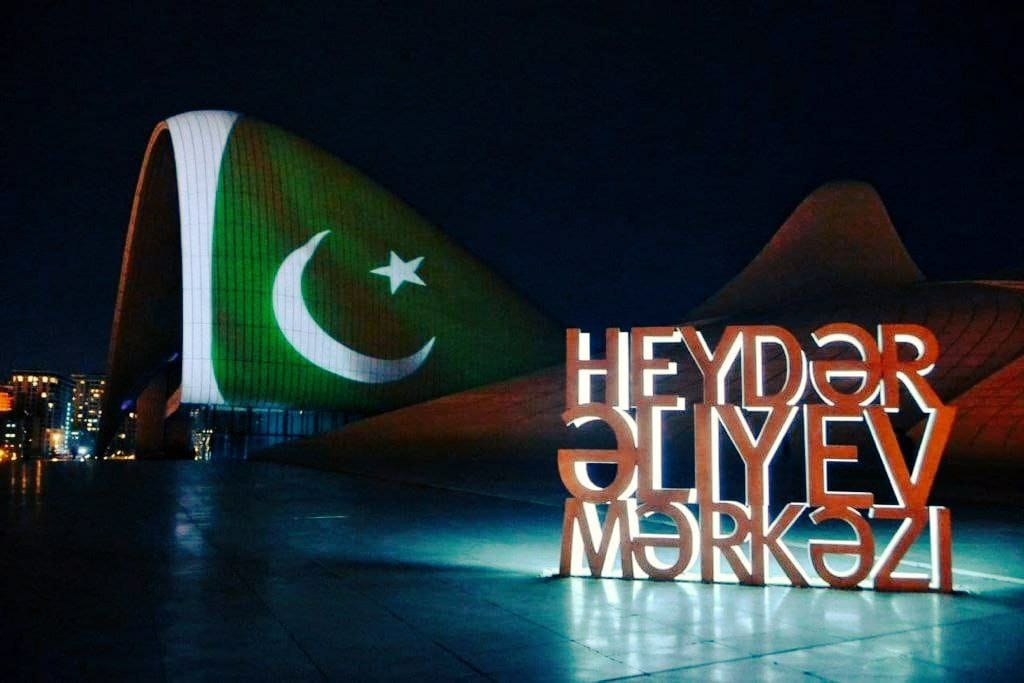 ToursExploreIt's tweet photo. Azerbaijan E Visa Available https://t.co/kkF2yGYvS0