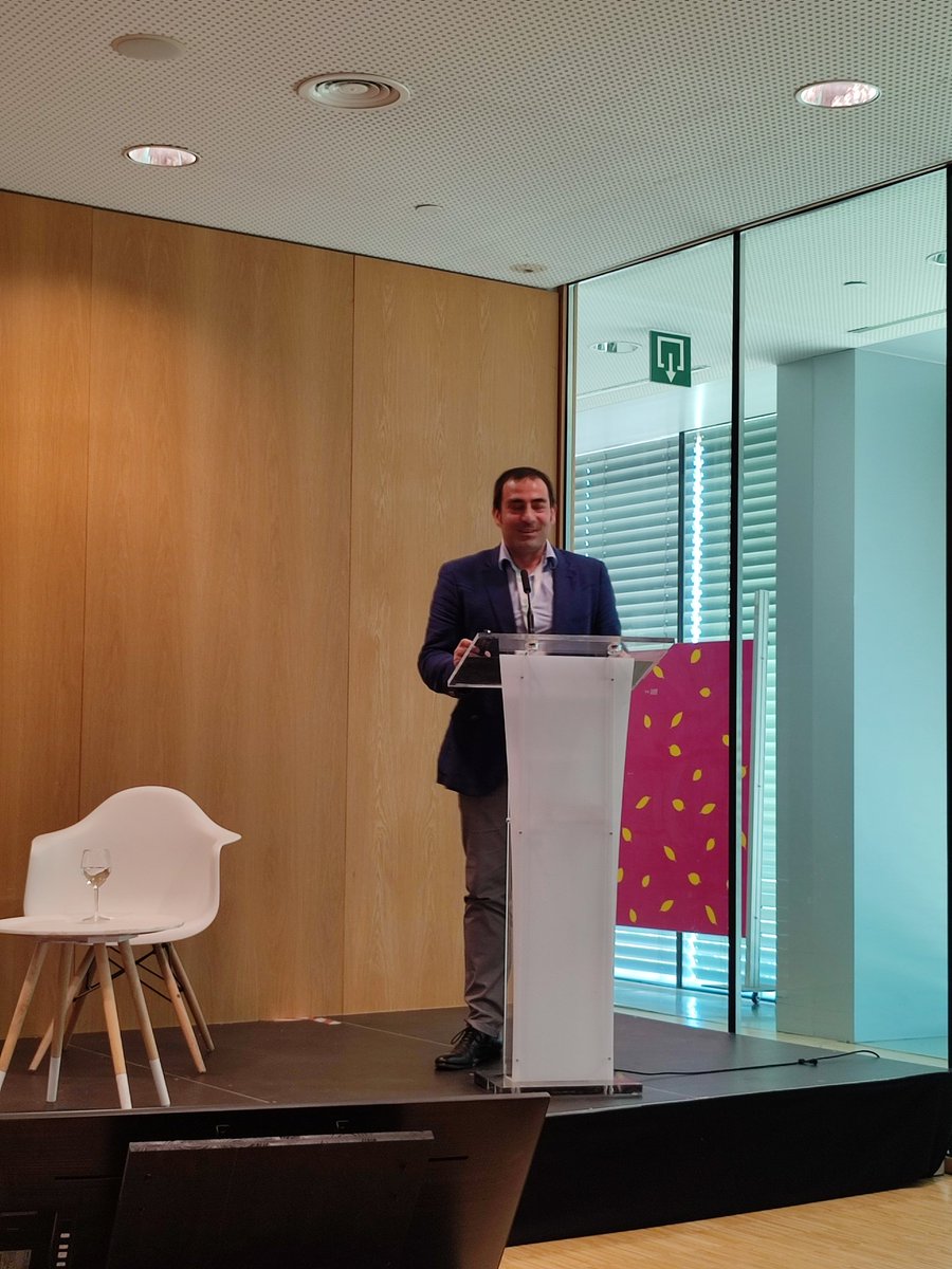 🗣️ El company <a href="/Eng_Agronoms/">Enginyers Agrònoms de Catalunya</a> Agustí Jardí Margalef (<a href="/Agustikablanc/">Agusti Jardi</a>) ha presentat la comunicació "BIM i GIS per a l'elaboració d'un Bessó Digital d'una infraestructura Rural. Gestió i valor de la Informació".

#CongrésNacionaldEnginyersAgrònoms
#CongresoAgrónomos