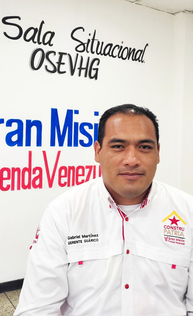 #SabiasQue || Gobernador <a href="/josemvasquez/">José Vásquez</a> y Ministro <a href="/IMVillarroel1/">Moisés V</a>, designaron al Prof Gabriel Martinez, cómo nuevo director regional del MinhviGuarico, en sustitución del Cnel Leonardo Rodríguez. El Prof Martinez, cumplirá funciones como Autoridad Única en Vivienda en el Estado.