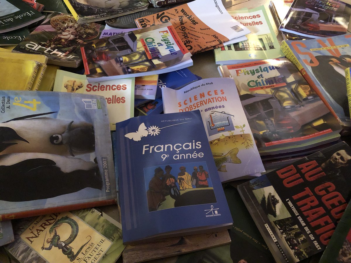 KoneFanta18's tweet photo. Nos collectes de livre pour le projet un Village- une Bibliothèque. Certaines zones ont reçu leur livre.
@KoneFanta18 @AgalyYATTARA https://t.co/mJp31o4ywA