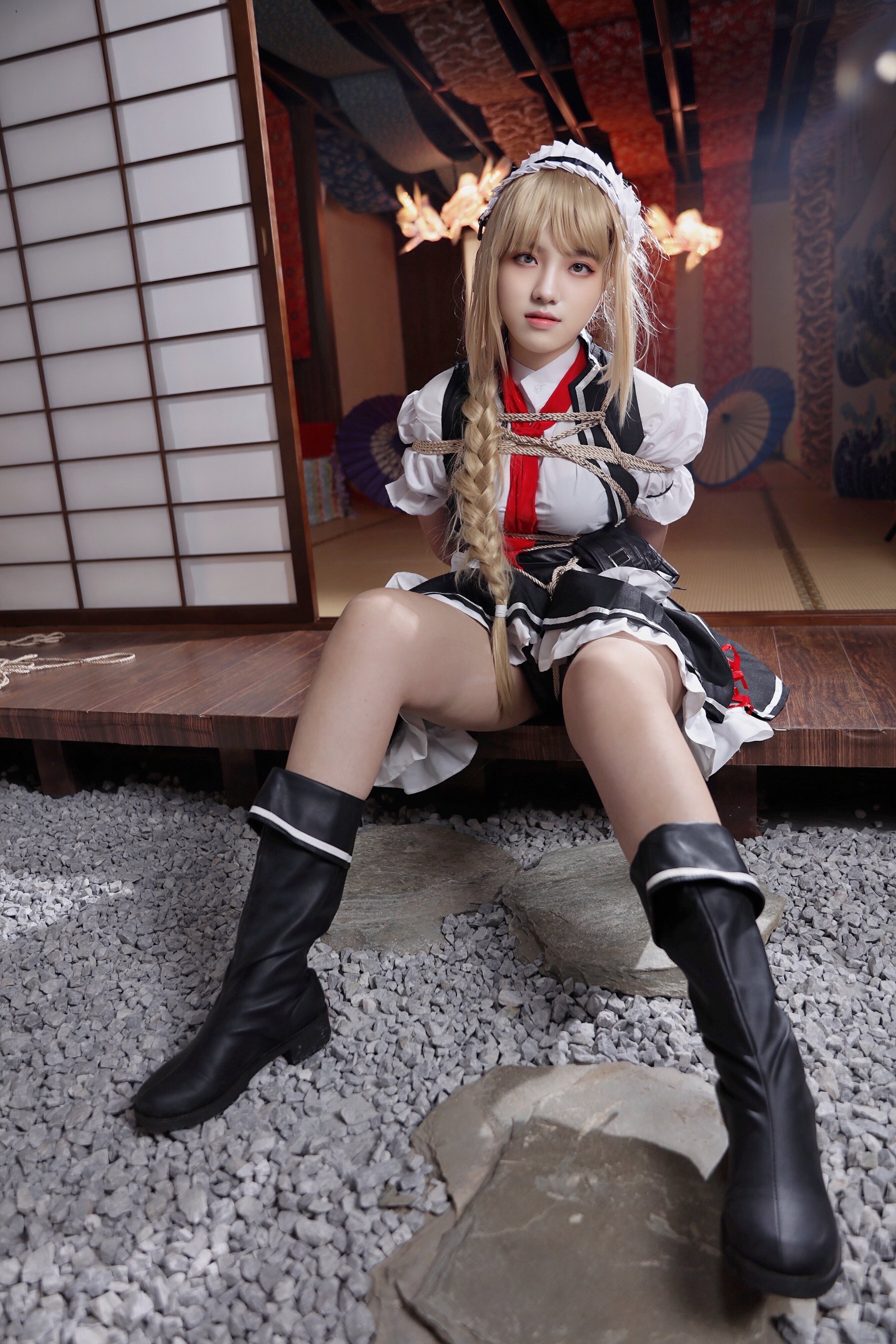 緊縛コスプレ 