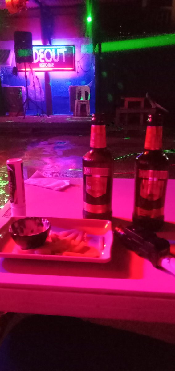EZNRoB's tweet photo. SOLO GAMING 🙃 https://t.co/NpWMRghSrI