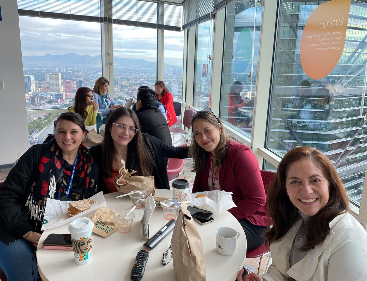 SASMexico's tweet photo. Así disfrutamos en #SASMéxico de la apertura de nuestro evento global SAS Explore, un evento creado por apasionados de la tecnología para #Techlovers. Con las mentes más brillantes e innovadoras en torno a la #analítica e #InteligenciaArtifical #ExploreSAS
https://t.co/CQMMUkCUwq https://t.co/ISwRUEE4OB