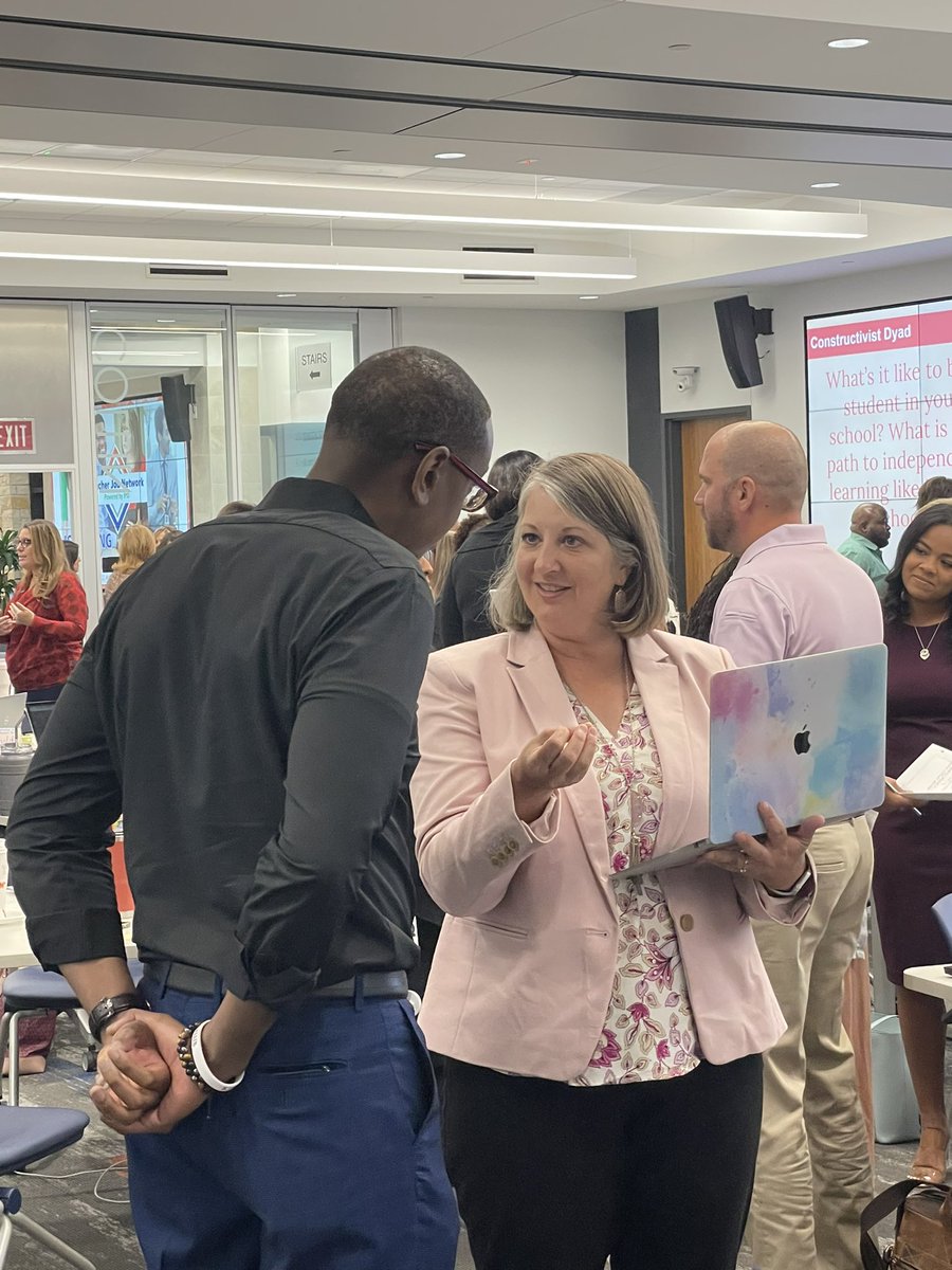 R10 APLA tweet media