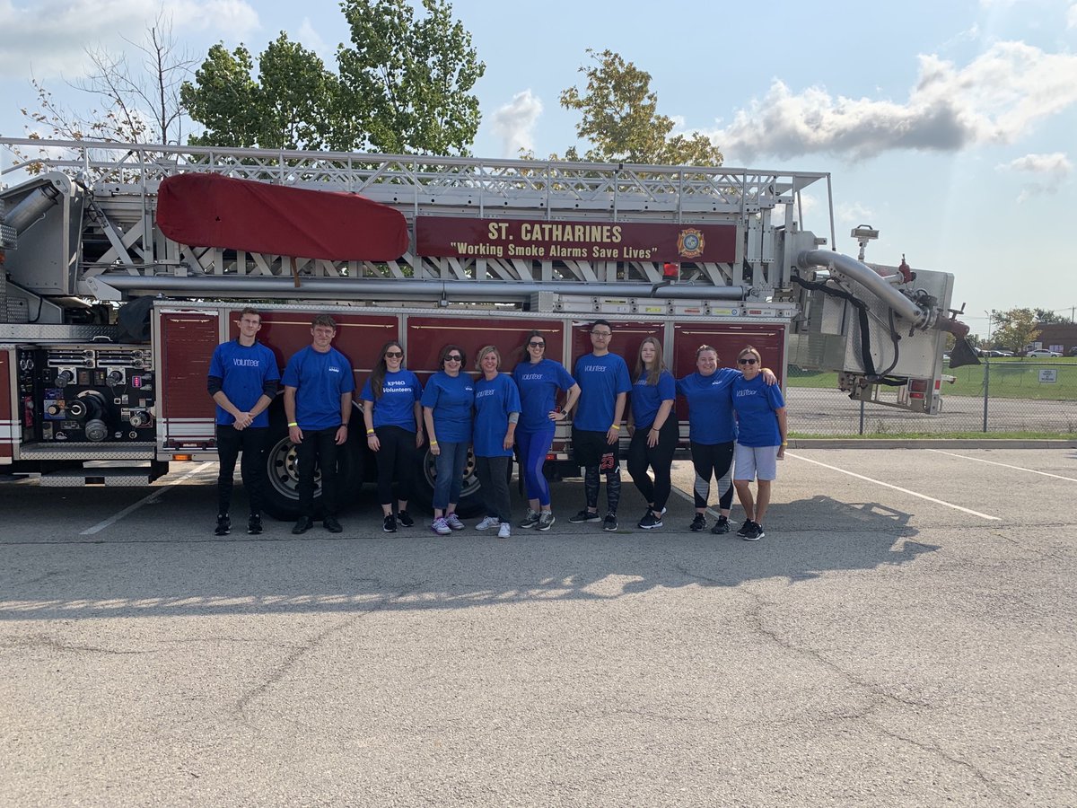 RTodd_CPA's tweet photo. Our @KPMG_Canada team had a great time at the Inaugural @UWNiagara Firetruck Pull  and Campaign kick-off   2022 Campaign. Raising more than $1,600, the St. Catharines office may be small, but they sure are mighty. #locallove #socialimpact https://t.co/cF85TdtXWH