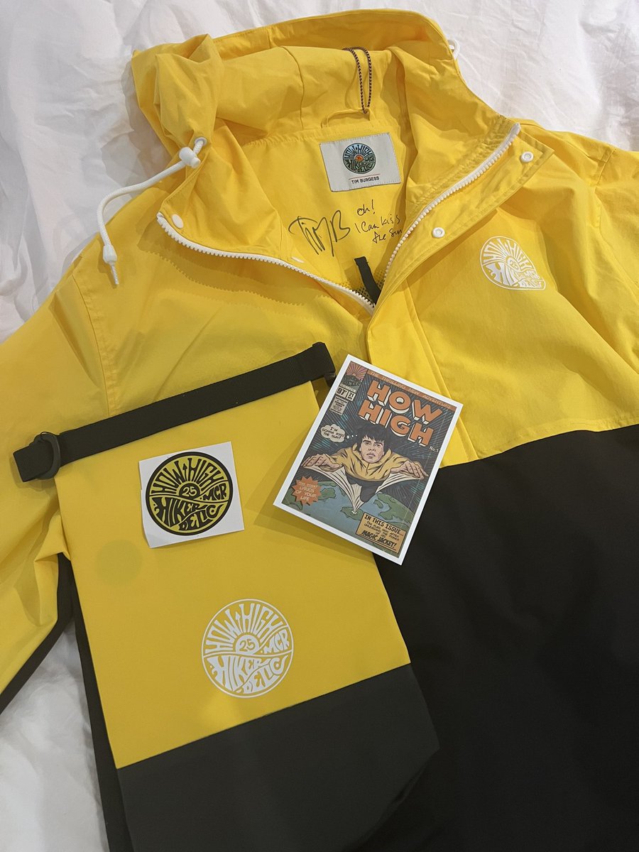 Showcatmatt's tweet photo. This beauty arrived today! Loving it. #HowHigh @hikerdelic @Tim_Burgess https://t.co/IUfb8JCmPX