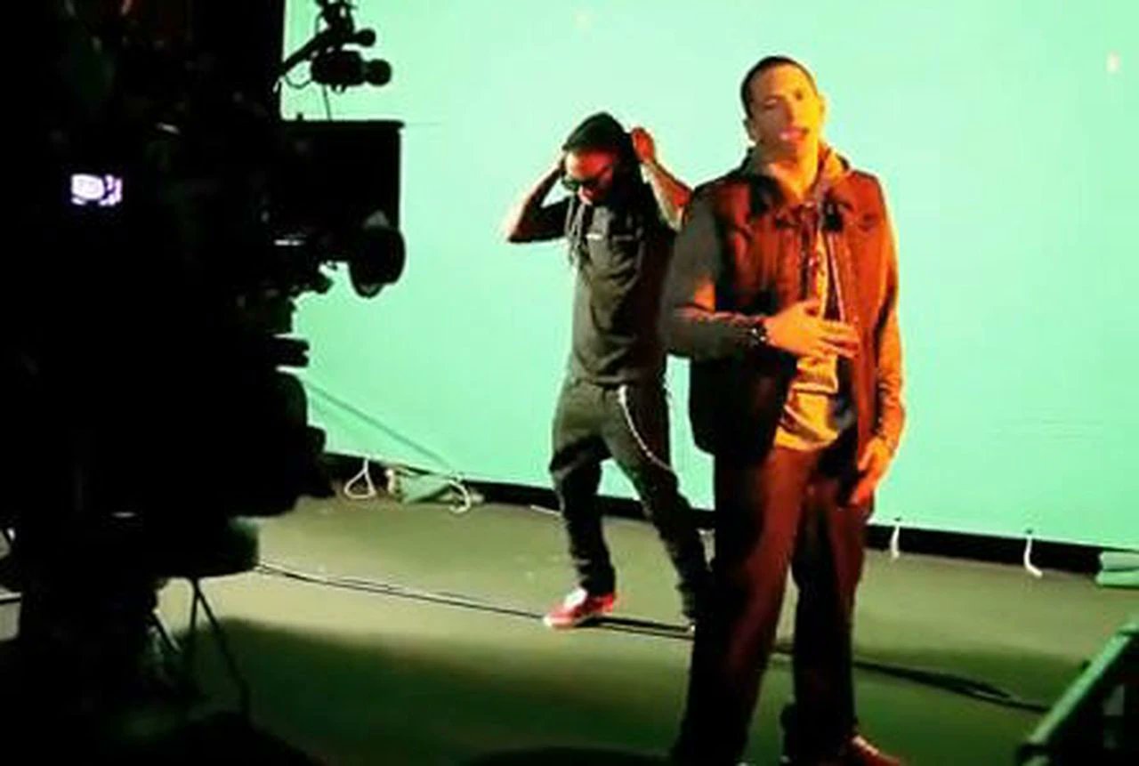 Lil Wayne & Eminem\s song \Drop The World\ receives 5X Platinum in US     Happy Birthday Weezy 