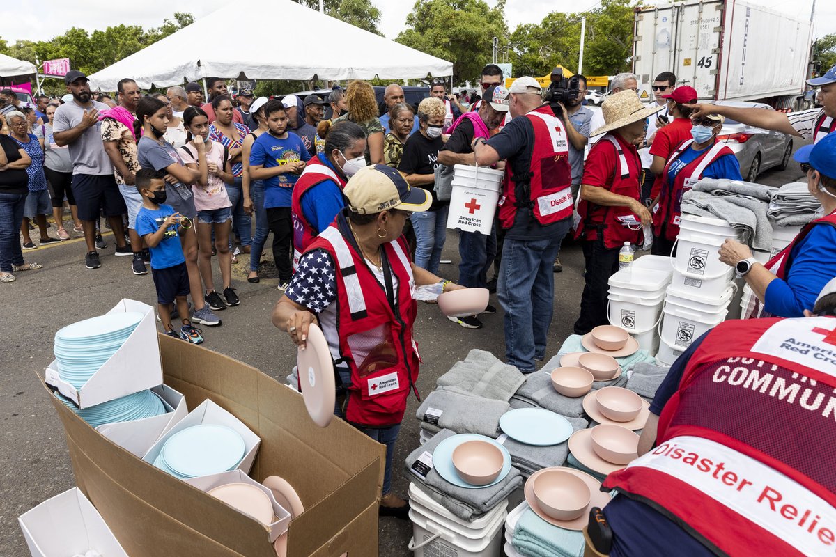 RedCross's tweet photo. 🧵(1/3) More than a week after Hurricane #Fiona made landfall, people in Puerto Rico are still living without power and running water. Over 270 disaster workers with @CruzRojaPR continue to provide comfort and relief. Here’s how ⬇️ https://t.co/iz8rXNOacx