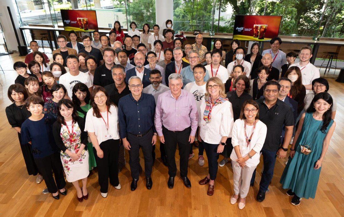 JMurphyCocaCola's tweet photo. It was great to be back in Asia to connect with colleagues and partners across various regions. During my visit to Japan, I had the pleasure of demonstrating my barista skills at the @CostaCoffee café. Thank you all for the warm welcome! https://t.co/4qpW25OBxY