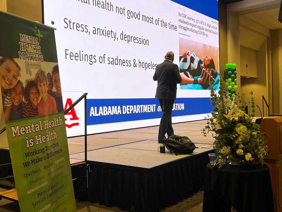 shenitrastokes1's tweet photo. @AlabamaAchieves Assistant State Superintendent Terry Roller offers the "Message of Support" to the MHSCs! @DegaSuper @KayWarfield
#alabamaachieves
#operationstudentsuccess
#ALMHSC https://t.co/B20yV3tOM0