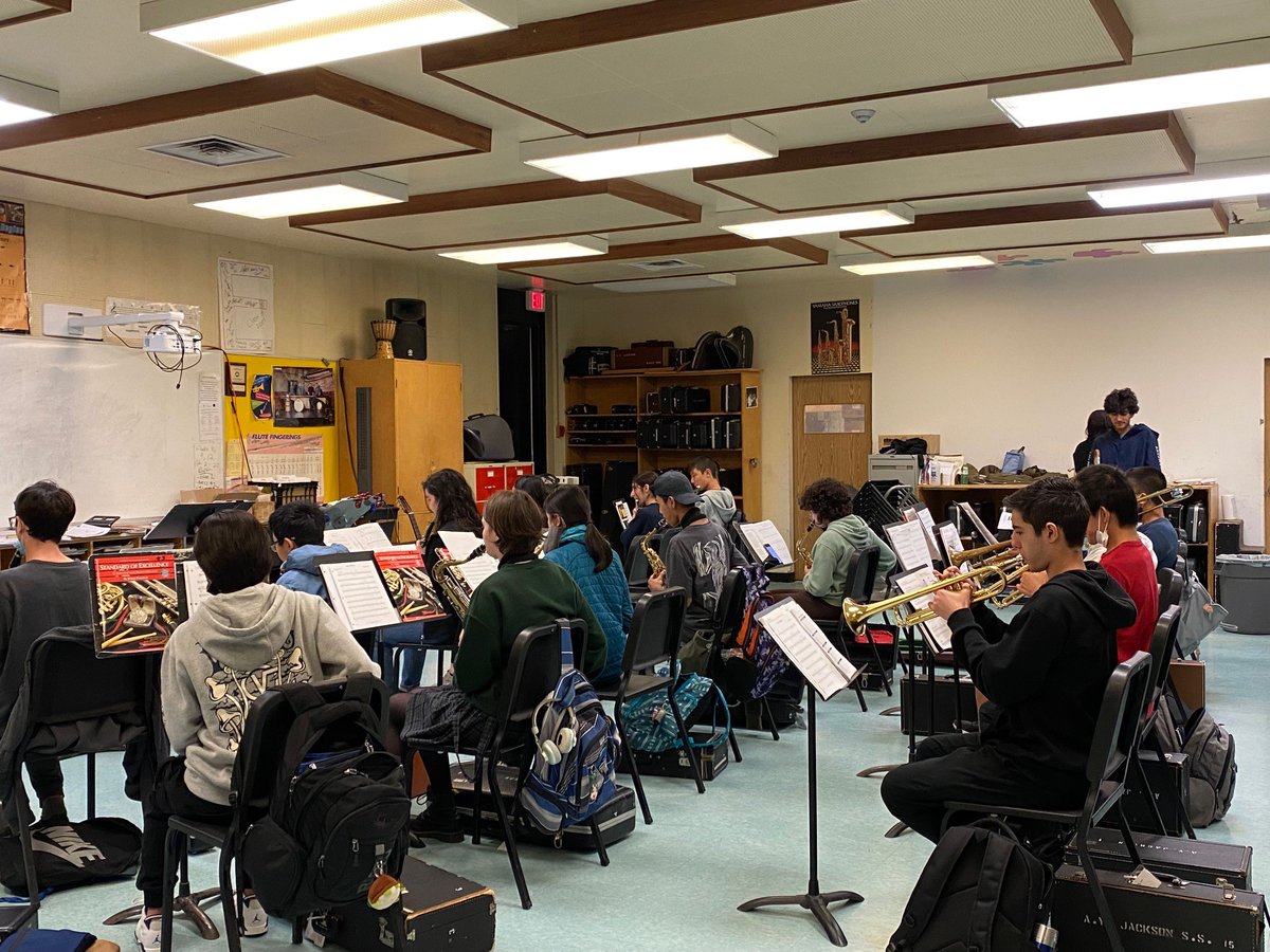 studyTDSB's tweet photo. Great having TVB Hong Kong tv station highlight our #internationalstudents programs as part of their overseas education show, Academia Without Borders. Special thanks to students and staff @ayjacksonss who participated! @JSpyropoulos @Fizedd90 #studyTDSB https://t.co/OJ07YooIn8