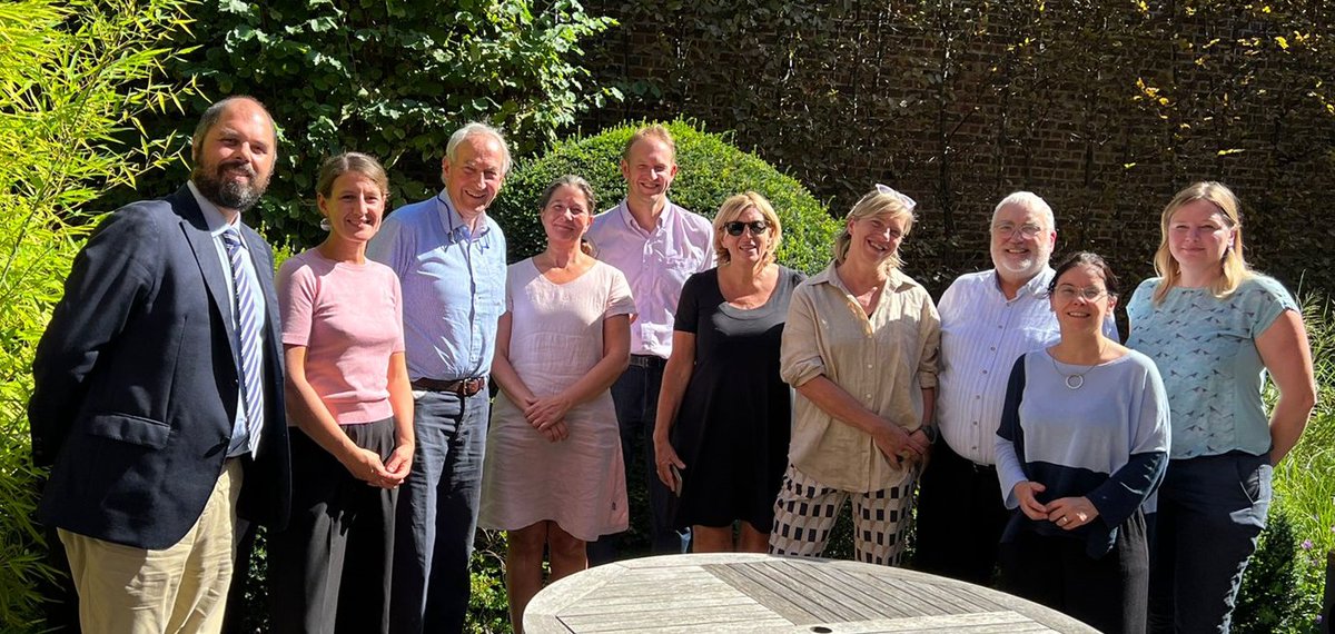 SeanWensley's tweet photo. Going to miss working with the brilliant @FVEurope #AnimalWelfare Working Group. 6yr term completed, 3 as Chair - we've developed policies incl on ending the use of crates &amp; cages in animal ag, ending pig tail docking, &amp; launched our AW Strategy for vets across Europe. Huge thx! https://t.co/rV22MUdgWq