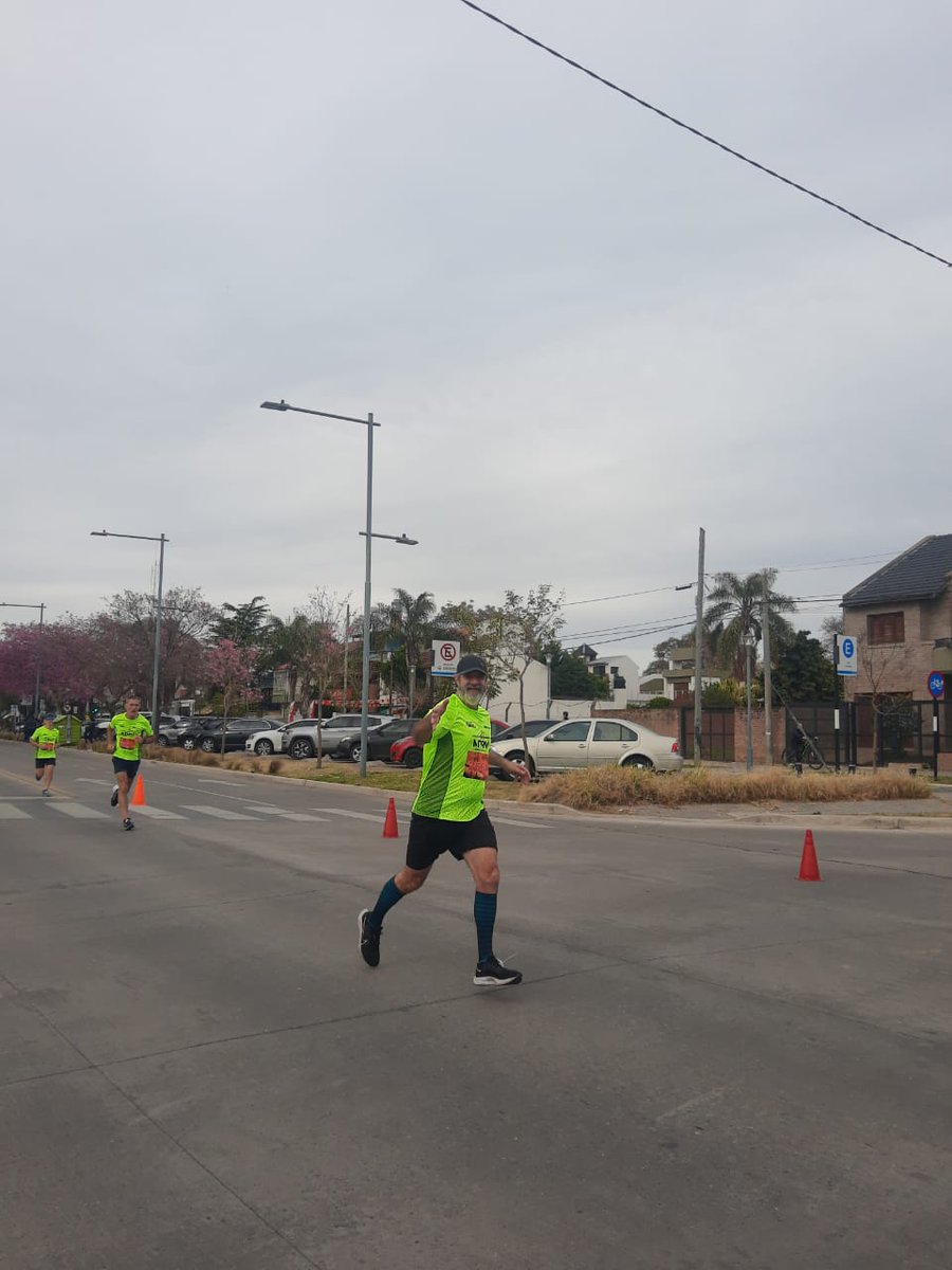Robbert_1970's tweet photo. La Maratón del Puente Rosario Victoria es lo mejor qué hay. Tengo 1 millón de pruebas y cero dudas.
#MPRV
#YoElijoCorrer
#RinconcitoRunner https://t.co/n6CKbsdDbX