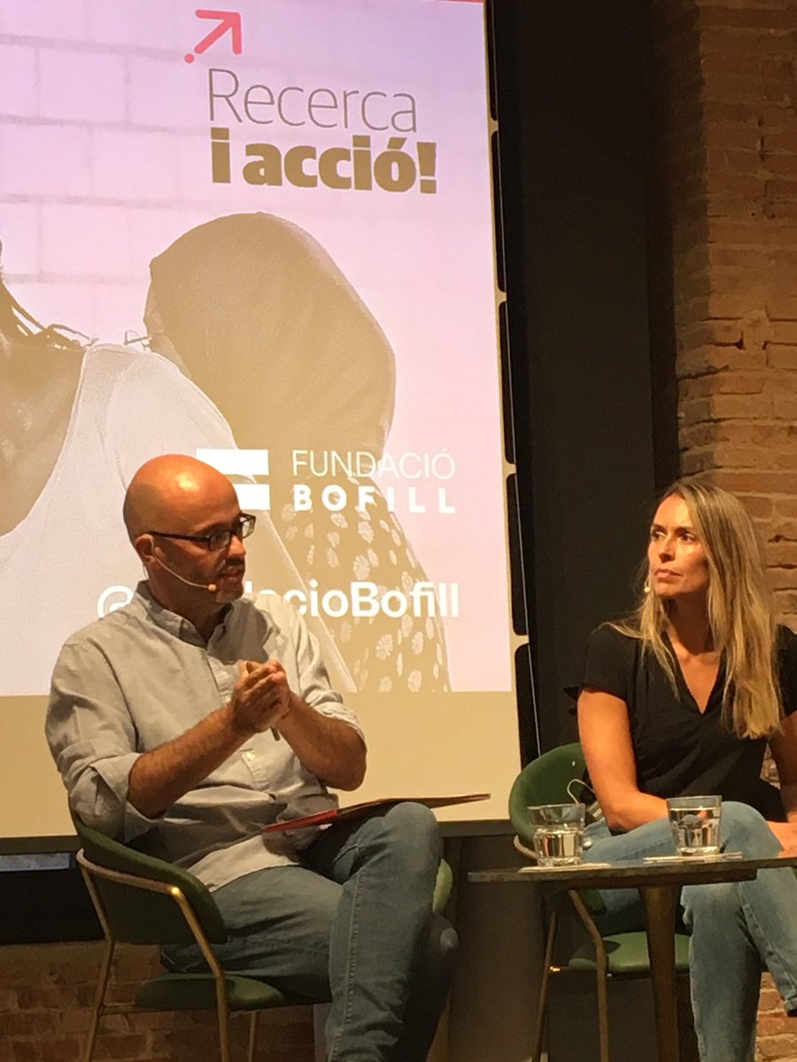 Roser Argemí (@rargemi) on Twitter photo No n’hi ha prou amb proposar-se ser més acollidors, cal ritualitzar i planificar com es traslladen les expectatives altes en el dia a dia de l’aula, diu @AlegreMiquel 
#crecentu No n’hi ha prou amb proposar-se ser més acollidors, cal ritualitzar i planificar com es traslladen les expectatives altes en el dia a dia de l’aula, diu @AlegreMiquel 
#crecentu