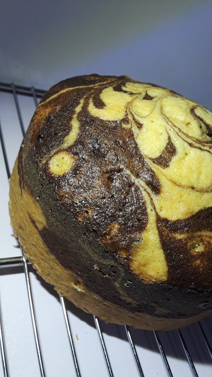Ruby_Pastries's tweet photo. Lovely 😍

#cakes #BAKE #foodblogger #foodblog #CAKEGOD #HouseOfTheDragon https://t.co/awD1lNlL6T