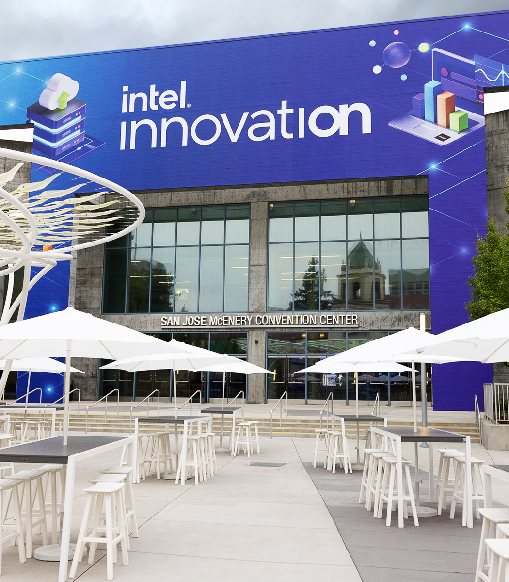 intel's tweet photo. Who's ready for Intel Innovation 2022?! The San Jose Convention Center is beautifully decked out for the opening keynote. Be sure to tune in! https://t.co/QLtkm0b3mh #IntelON https://t.co/zFrjoiHRcA