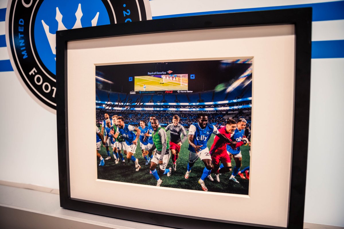 Charlotte FC (@charlottefc) on Twitter photo Our first club dub signed by our Man of the Match that night <a href="/Swiderski97/">Karol Świderski</a> ✨
RT to win a signed photo from another historical moment! Our first club dub signed by our Man of the Match that night <a href="/Swiderski97/">Karol Świderski</a> ✨
RT to win a signed photo from another historical moment!