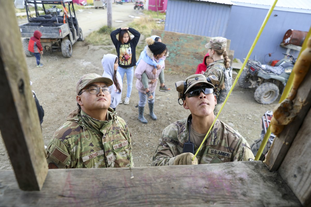 Alaska National Guard Helps Clean up in Merbok’s Wake Joint Task Force Alaska members have removed more than 125,000 pounds of debris and logged more than 2,000 work hours across 16 communities flooded by the remnants of Typhoon Merbok. ang.af.mil/Media/Article-…