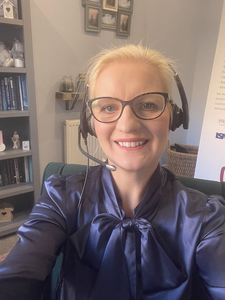 Umbrella_Picker's tweet photo. Today I’ve had the privilege of raising awareness of the #lostgirls, those like myself who are #latediagnosed #autistic and needed their truth much earlier. Thank you to my client Network Rail for the invite and speaking opportunity, and to Doncaster Chamber Women in Business https://t.co/1K4ay8Y1T8