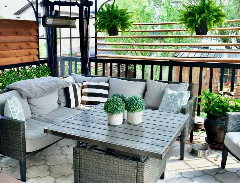 Pergoladepot's tweet photo. Thinking about sprucing up your pergola by landscaping with potted plants? Whether you have a patio or garden pergola, landscaping with planters &amp; flower pots offers a lot of options. This article will look at the top tips for pergola landscaping. https://t.co/EYgkKhl78B
#pergola https://t.co/11GIK9UGCf